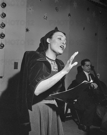 Portrait of Lena Horne, New York, N.Y., between 1946 and 1948