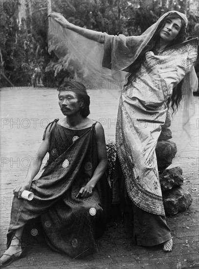 Japanese writer Takeshi Kanno with wife, sculptor Gertrude Farquharson Boyle Kanno ca. 1914