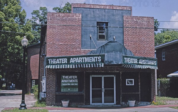 2000s America -  Kingsland Theater, Kingsland, Georgia 2004