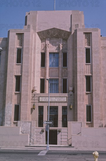 2000s United States -  Courthouse, Court Street, Visalia, California 2003