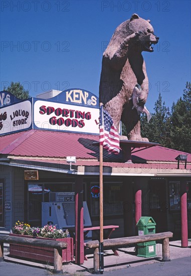 2000s America -  Ken's Sporting Goods, Crescent, Oregon 2003