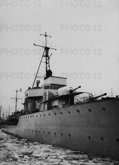 ORP "Wicher" destroyer in an ice-covered port ca. 1931-1939