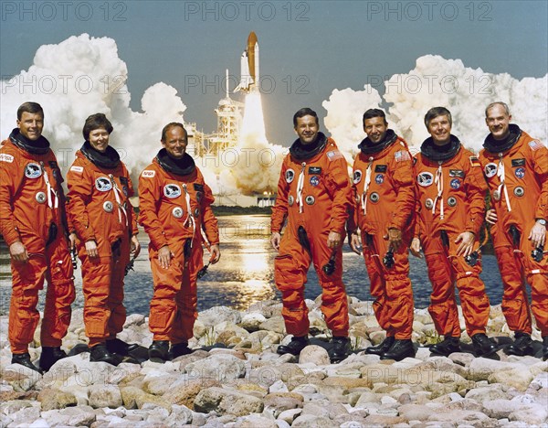 1991 - The STS-42 crew portrait