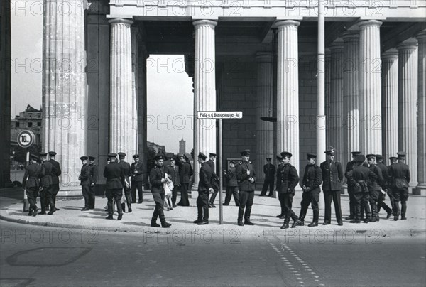 Soviet Troops, 1961