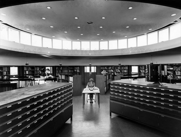 bibliothèque, 1960