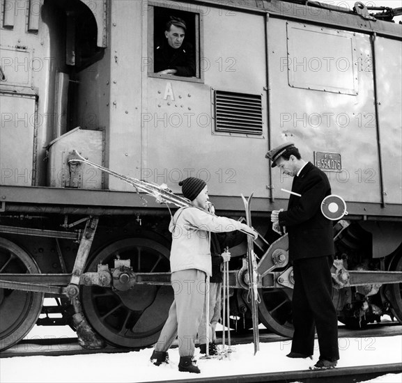 trains de neige pour le citron dans le piedmont, 1950