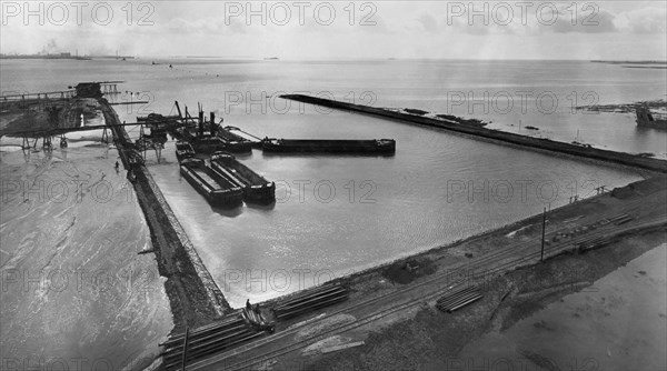 italie, veneto, venise, port petroli, 1920 1930