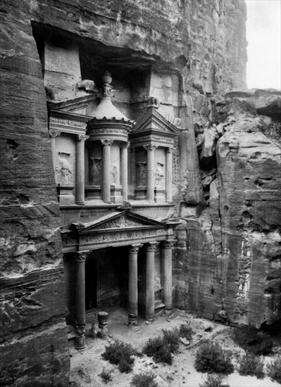 moyen-orient, jordanie, entrée de petra, 1930 1940