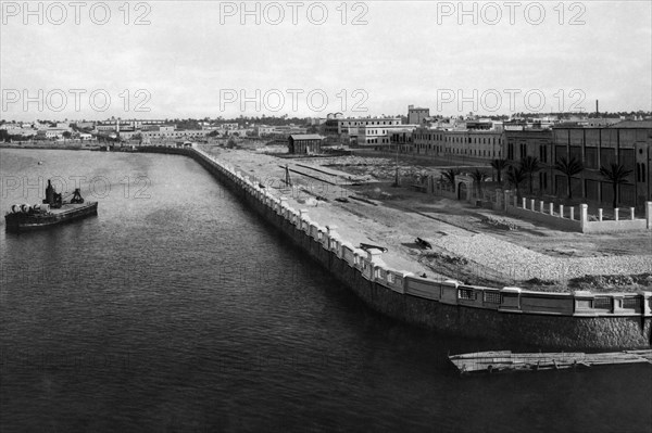 afrique, libye, tripoli, vue de la ville, 1940 1950