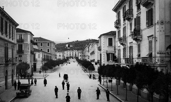 europa, italy, calabria, vue d'une rue de la ville, 1920 1930