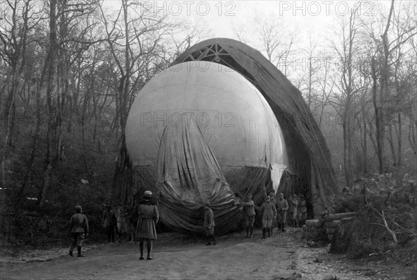 hangar à ballons freinés sur le karst, 1915 1918