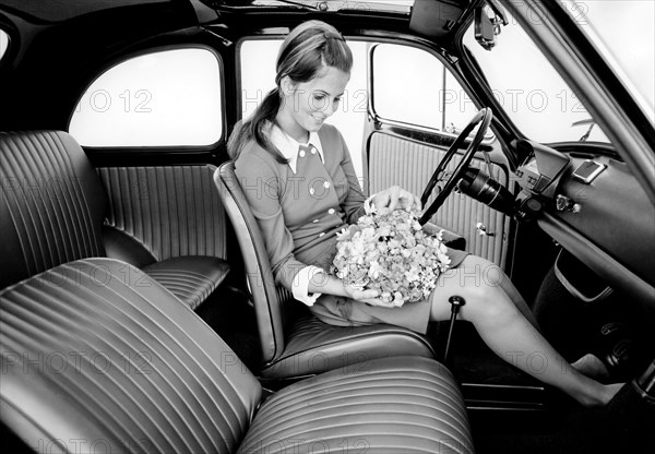 intérieur de la fiat 500, 1968