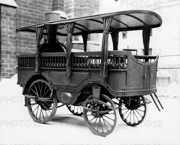 l'obeissante di bollèe voiture à vapeur, 1954