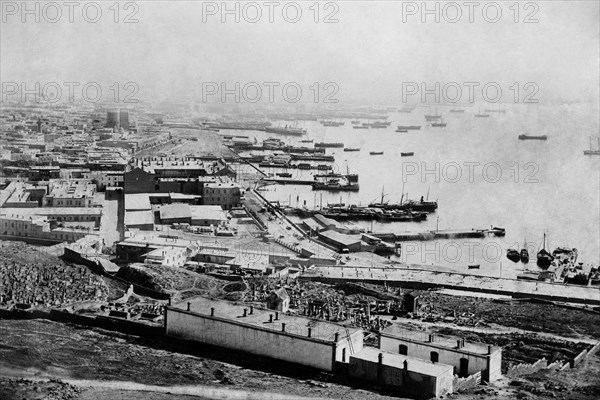 View of the port of Baku in the Caucasus. 1910-20