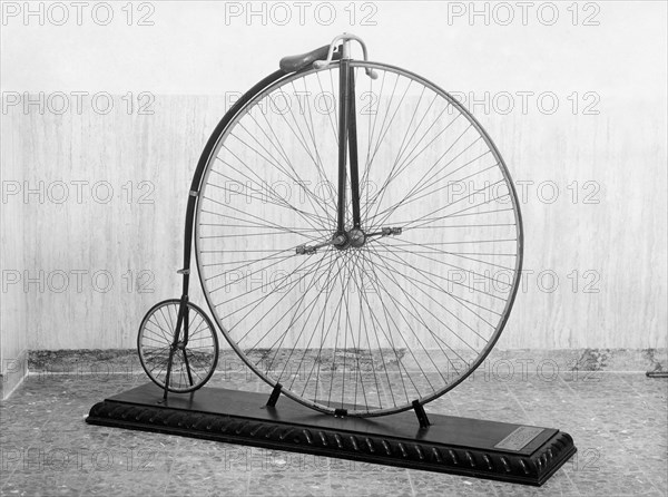 Velocipede. 1885