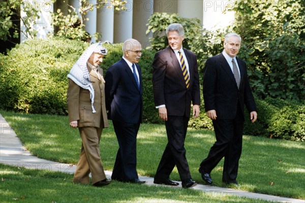 Yasser arafat, re hussein, bill clinton, benjamin netanyahu