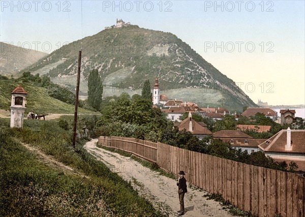 The Leopoldsberg near Vienna.