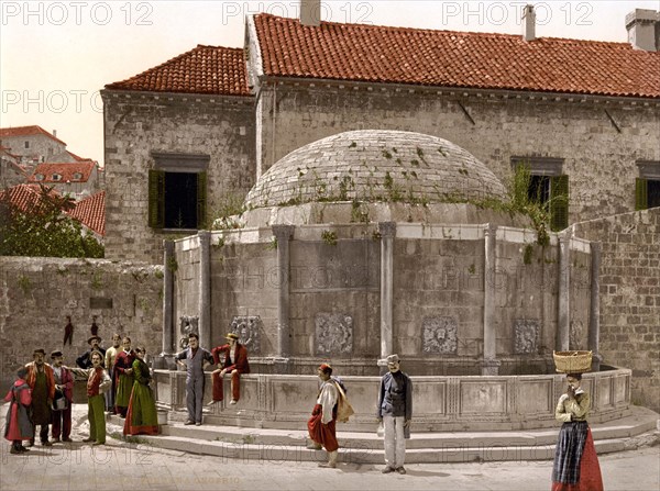 The Onofrio Fountain in Ragusa.