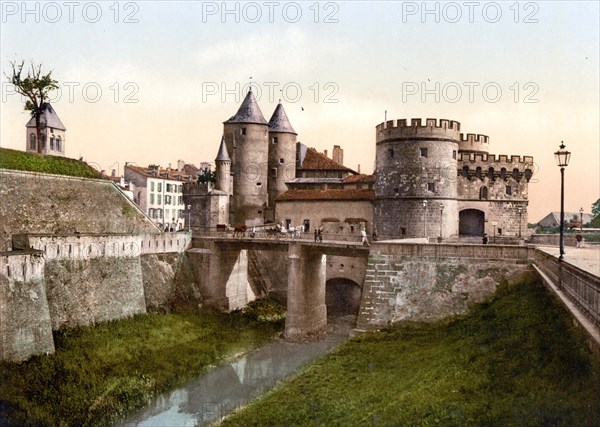 The German gate at Metz.