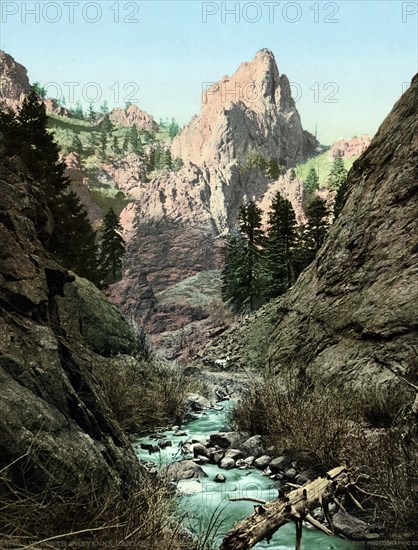 View in the South Cheyenne Canyon.