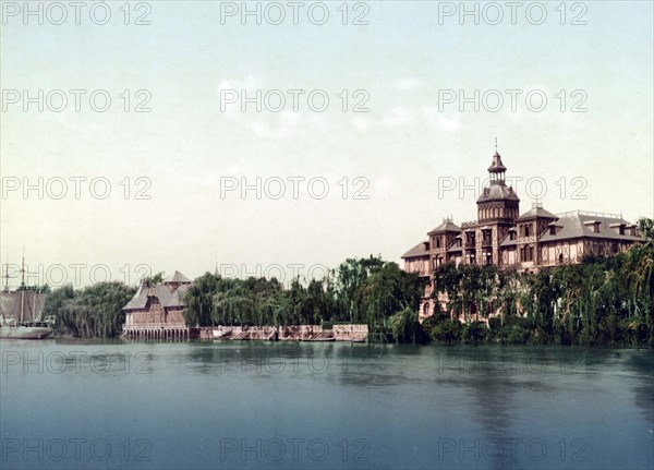 The Hotel Del Tigre.