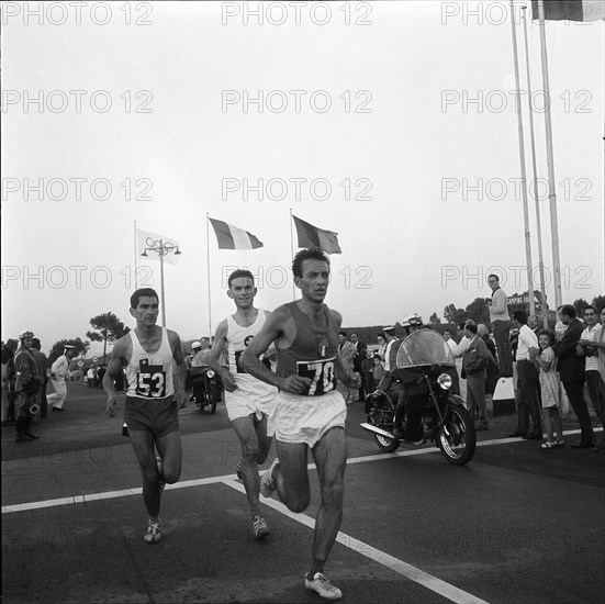 Rome 1960: marathon; from left: Silva, Wittwer, Di Terlizzi.