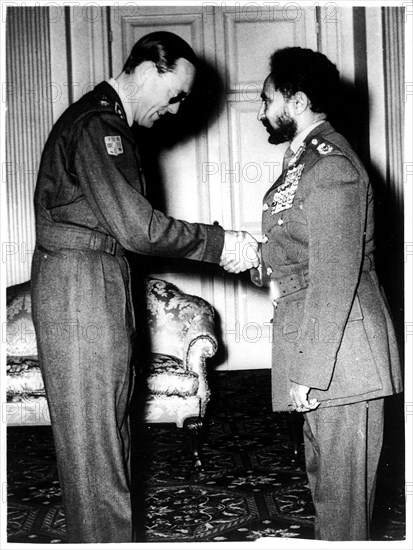 Haile Selassie receives Prince Bernhard from Netherlands 1953.