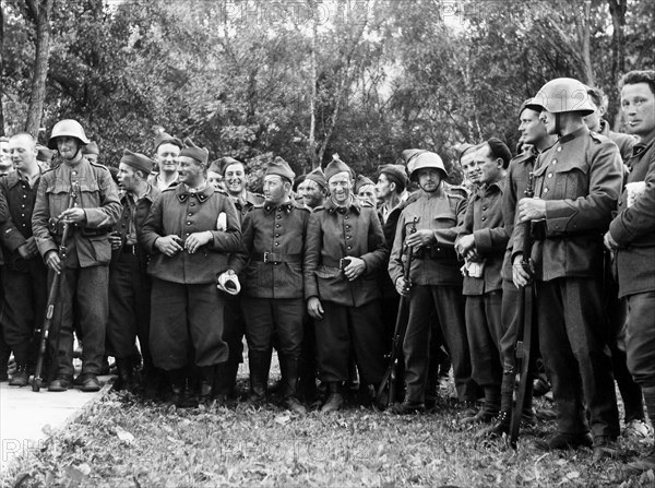 French internees in Switzerland, 1940