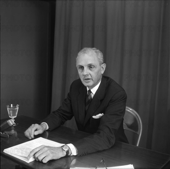 U.S. ambassador Robert McKinney, 1961.