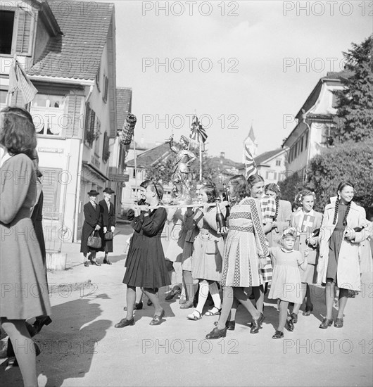 Staecklitraege, public festival in Wil, circa in 1946.