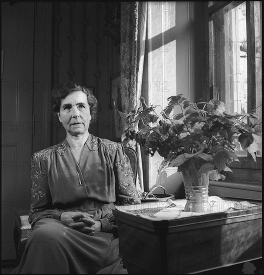 Dorette Berthoud, writer 1944.