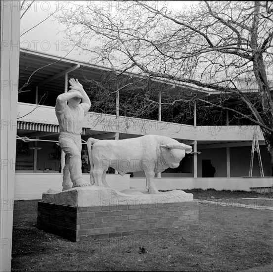 Sculpture of Hans Jakob Meyer at Landi 1939.