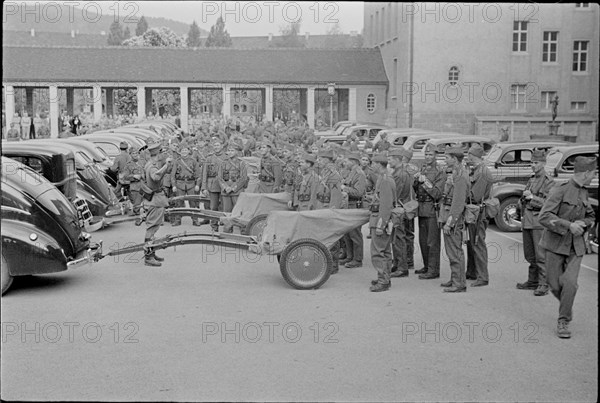 Called up infantrymen gathering; 1940.