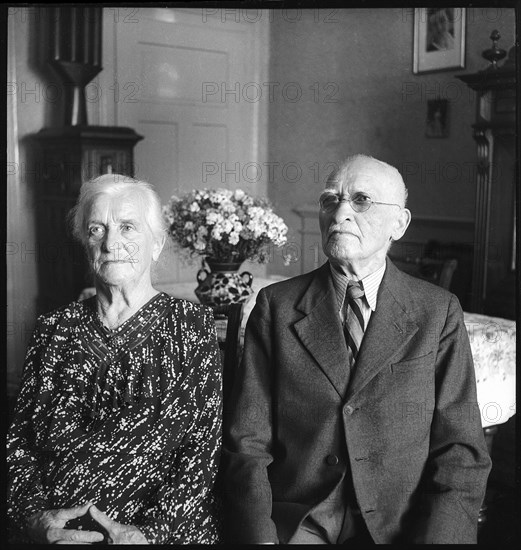 The Mathys at their diamond wedding, 1947.