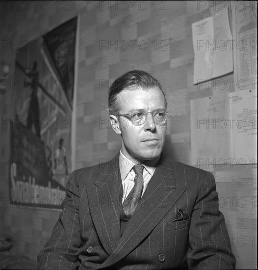 Pierre Graber, 1945