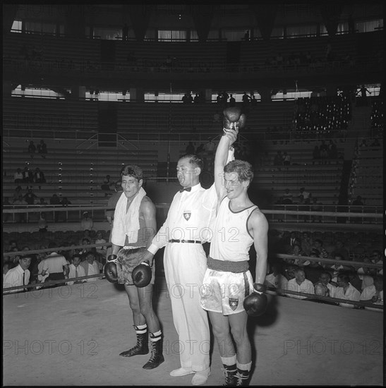 Olympic Games Rome 1960: Ernst Chervet vs. Juan Dv?az.