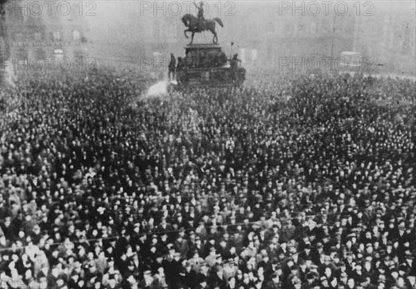 WW 2 Italy: Followers of Mussolini at a demonstration in Torino.