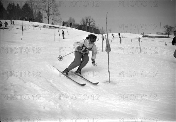 Skier Irene Molitor, 1950.