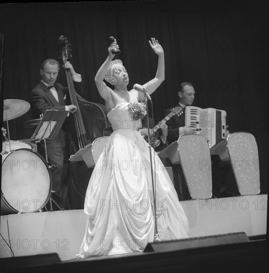 Josephine Baker 1958 .