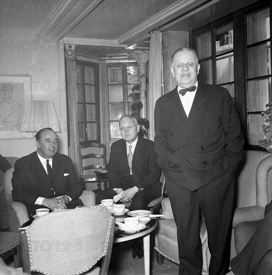 Albert Urfer, mayor Emil Landolt, Jean Villard Gilles, 1959.