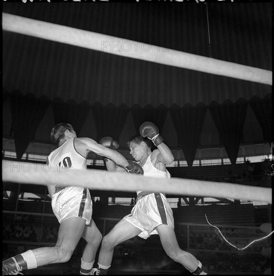 Olympic Games Rome 1960: Ernst Chervet vs. Vicente Saldivar.