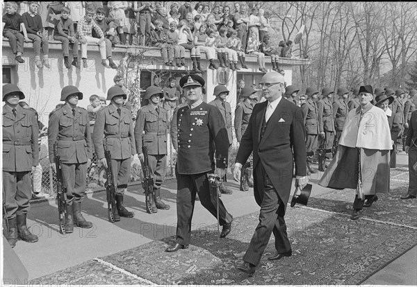 Guard of honour.