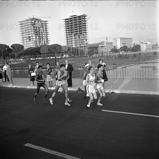 Rome 1960: marathon; nr. 11 Abebe Bikila.