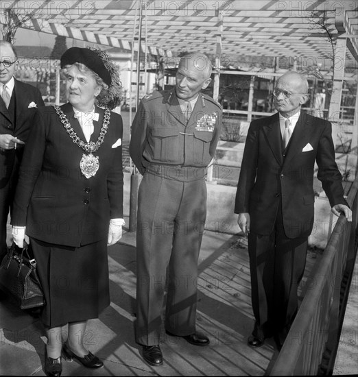 Field Marshal Montgomery in Zurich, 1949 .