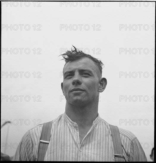 Otto Marti, Swiss-style wrestler, 1948 .