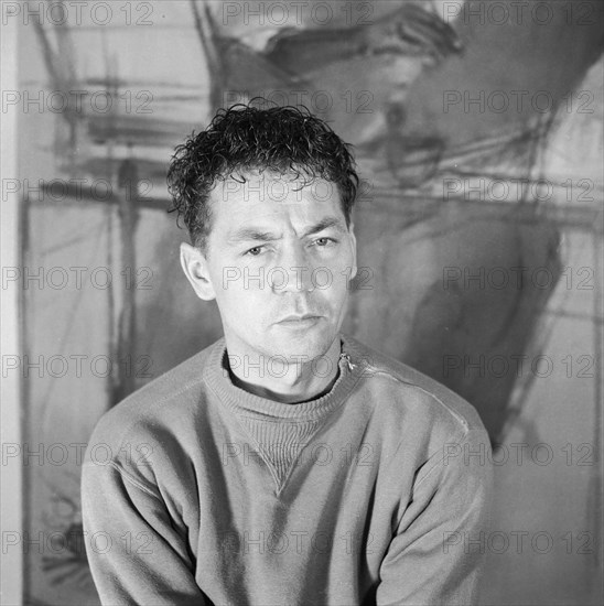 Hans Erni in his studio ca. 1955 .