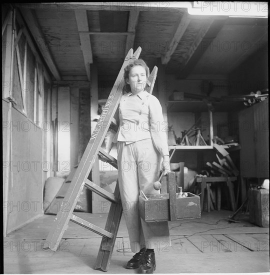 Miss Oehrli, master painter 1947