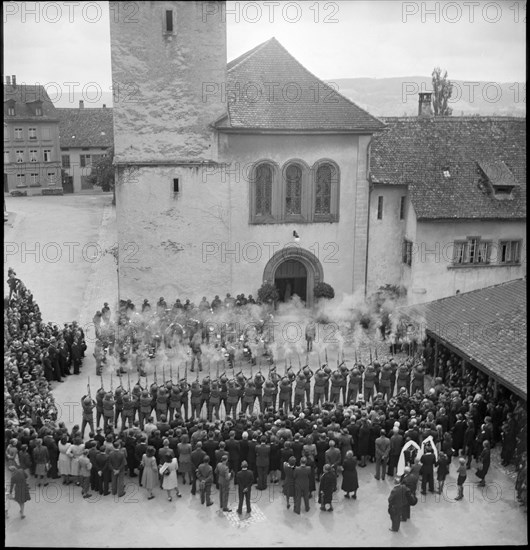 Funeral ceremony for the victims of Hemishofen 1944