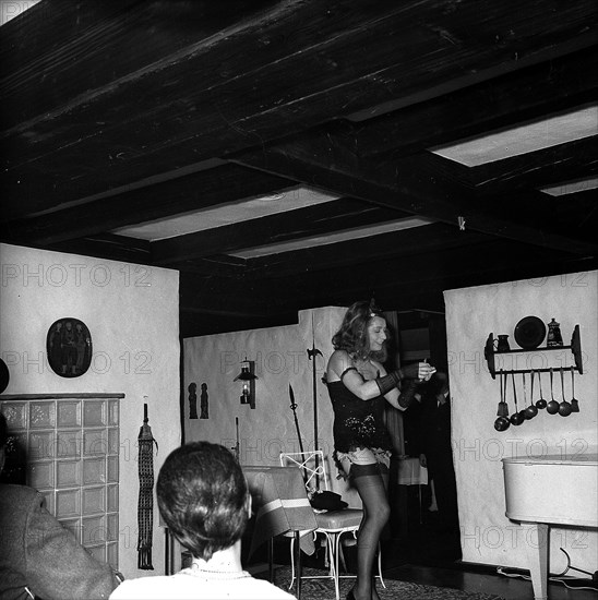 Voli Geiler on stage, 1965.