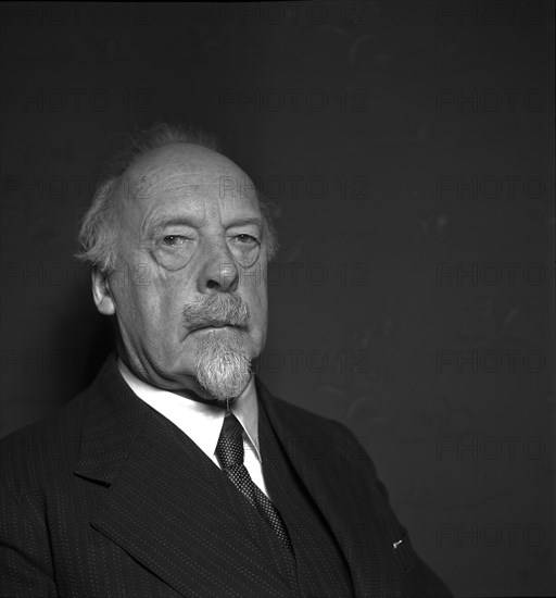 Ernst Zahn around 1947 .